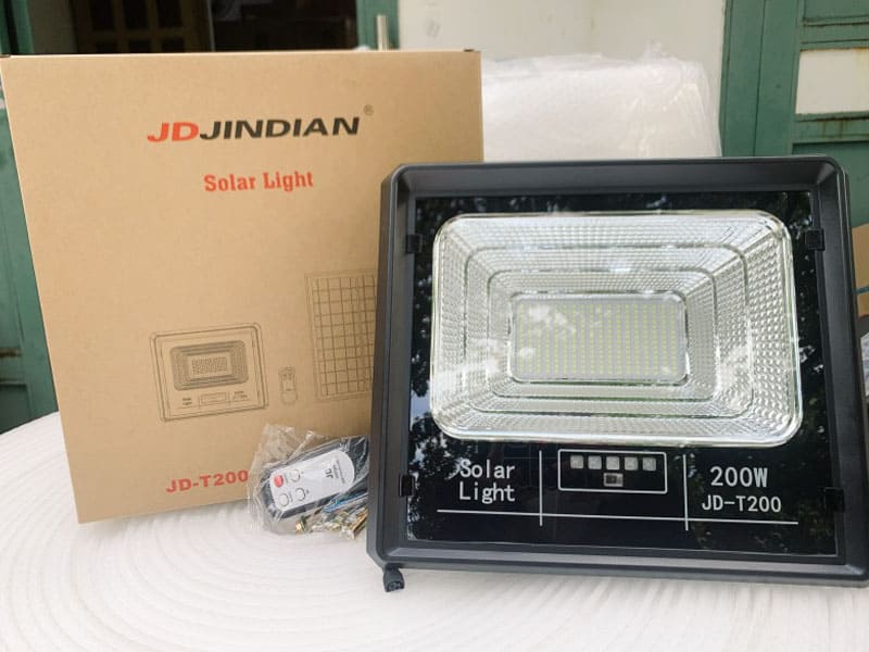 Đèn năng lượng mặt trời Jindian T200W