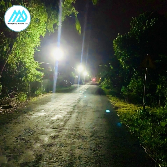 Đèn Năng Lượng Mặt Trời Chính Hãng  300W Jindian JDE-6300