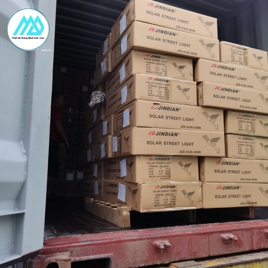 Đèn Năng Lượng Mặt Trời Chính Hãng  300W Jindian JDE-6300
