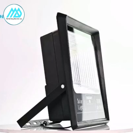 Sản Phẩm JD-T100 Đèn pha năng lượng mặt trời 100W JinDian